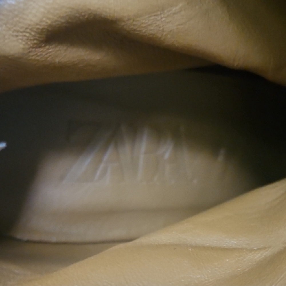 Zara Chic White Heeled Boots - Picture 3 of 10